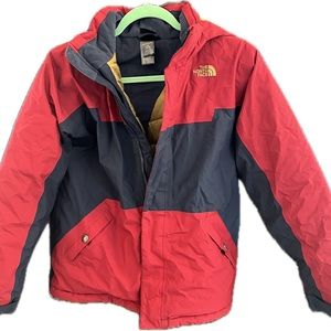 Perfect for SKIING…Northface…worn once